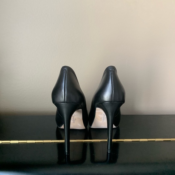 NEW! JESSICA SIMPSON HEELS - Picture 3 of 5